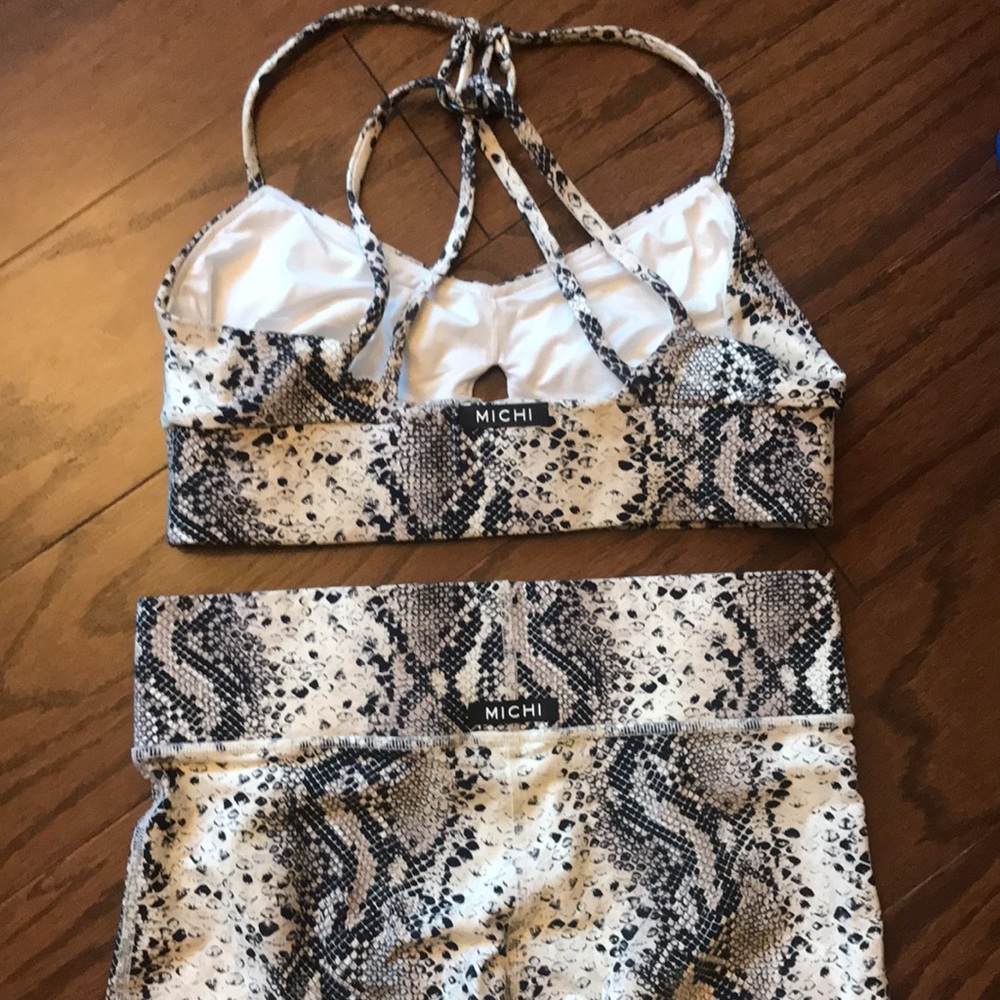 Michi Tigress White Python Snakeskin Matching Set - image 7